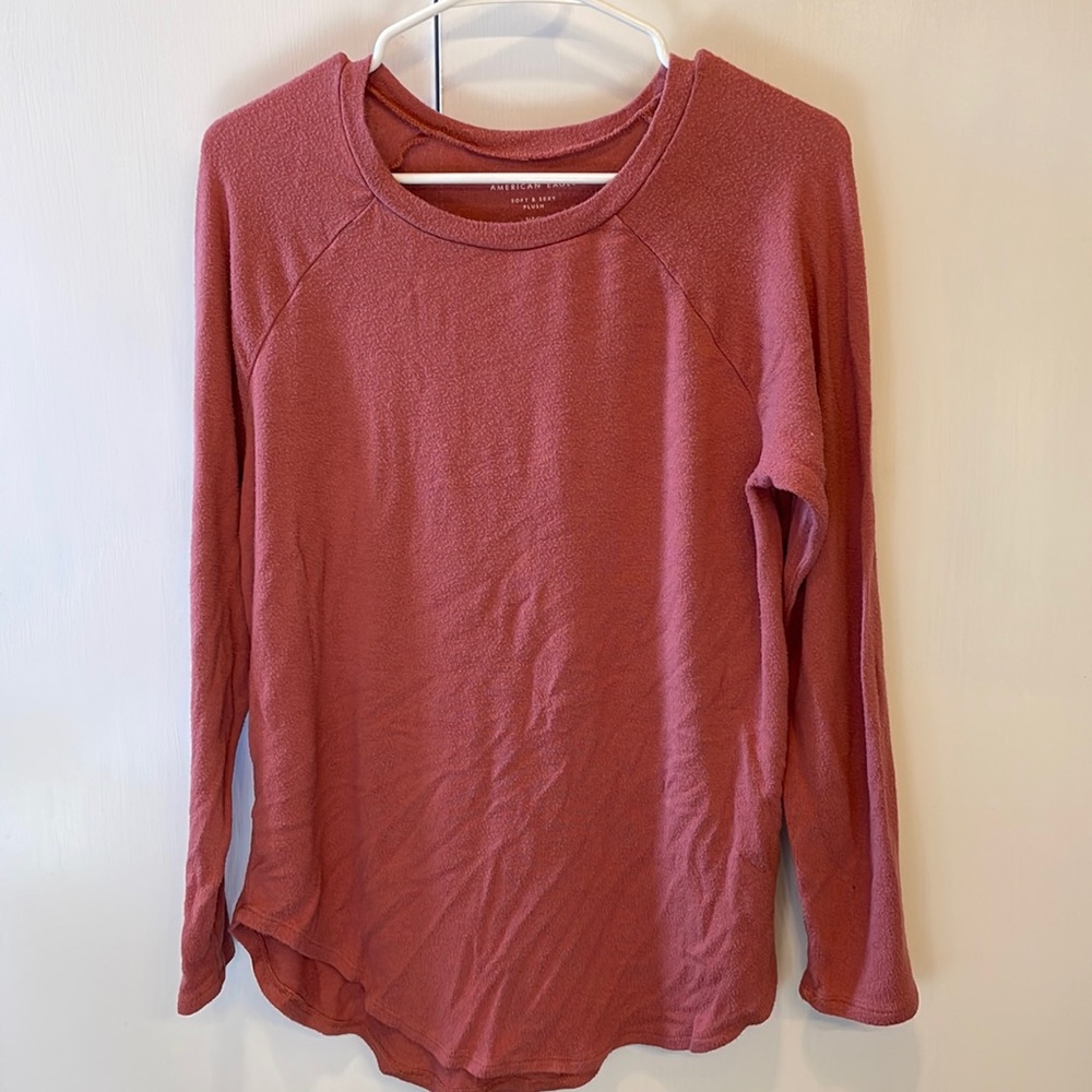 American Eagle long sleeve plush tee size SMALL
